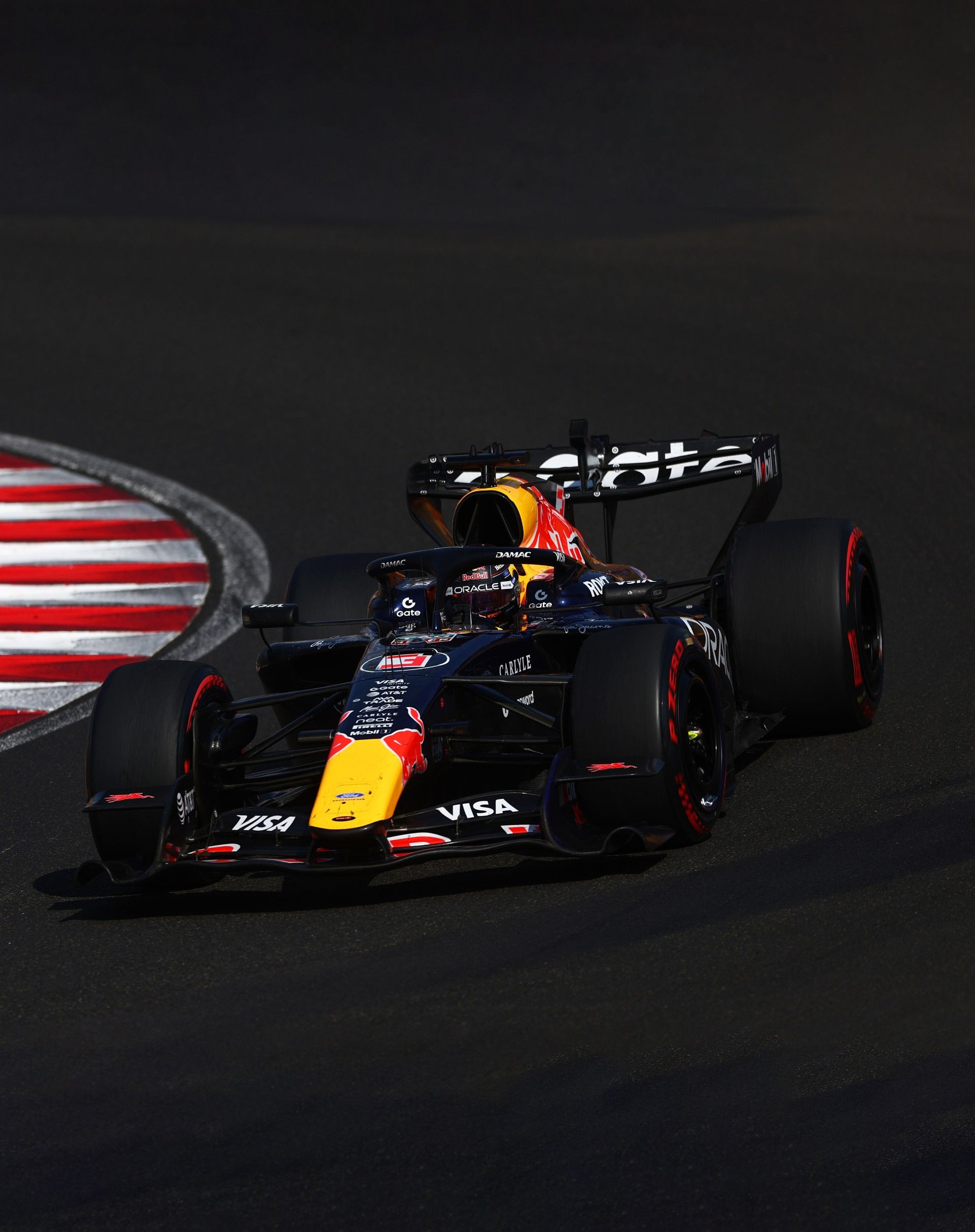 QUALIFYING RACE